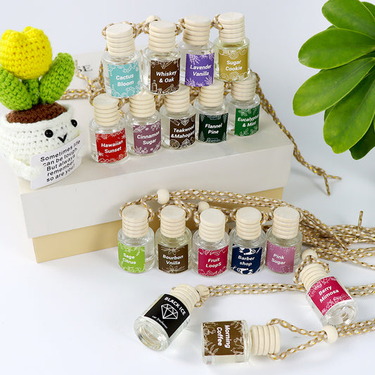 Cross-Border Hot Car Air Freshener Multiple Scents Available Glass Bottle Pendant Aromatherapy Essential Oil Car Interior Decoration Wholesale